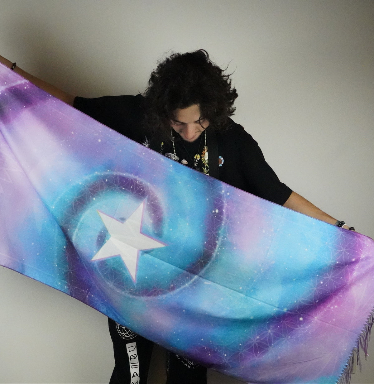 Lotus Light - G@LXY X PERSPECTIVE Pashmina
